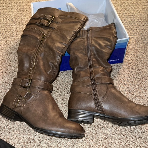 Riding Boots - Picture 3 of 4